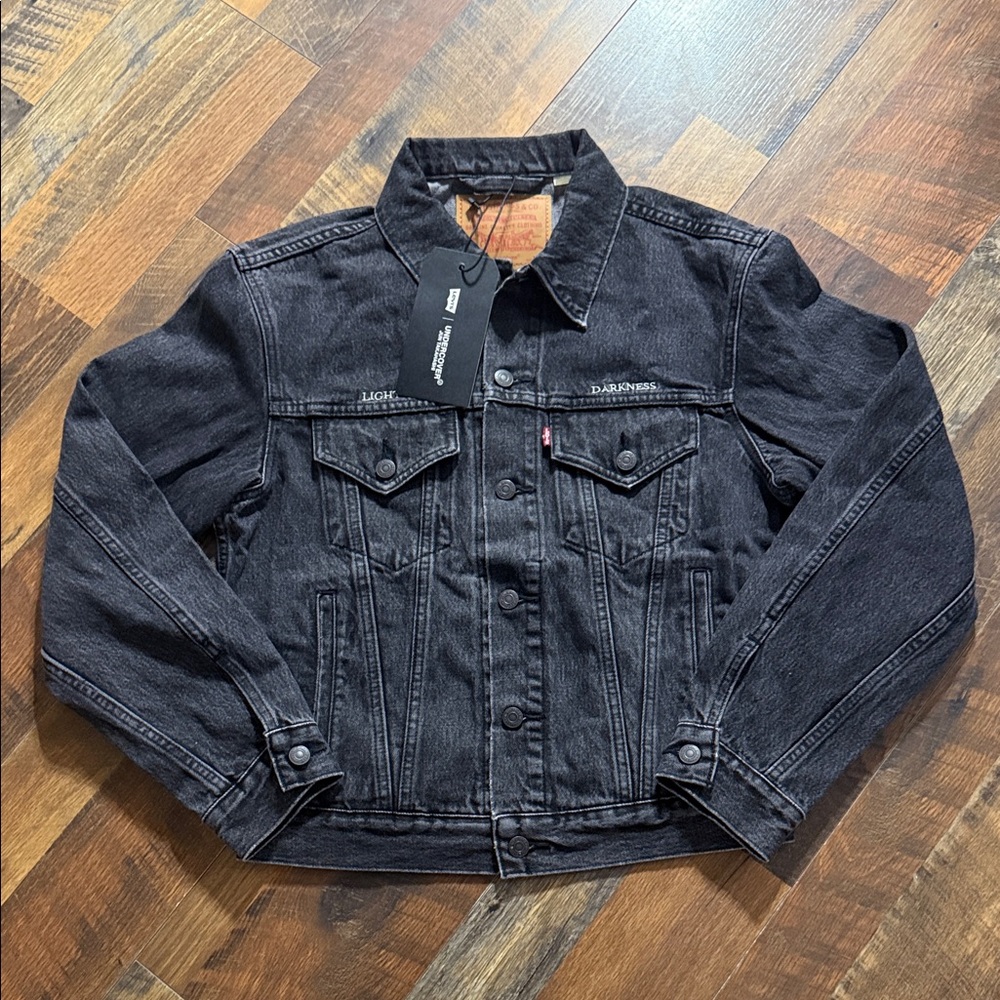 Levi’s x UNDERCOVER Type III Trucker Jacket - Limited Edition 35th Anniversary - Picture 2 of 10